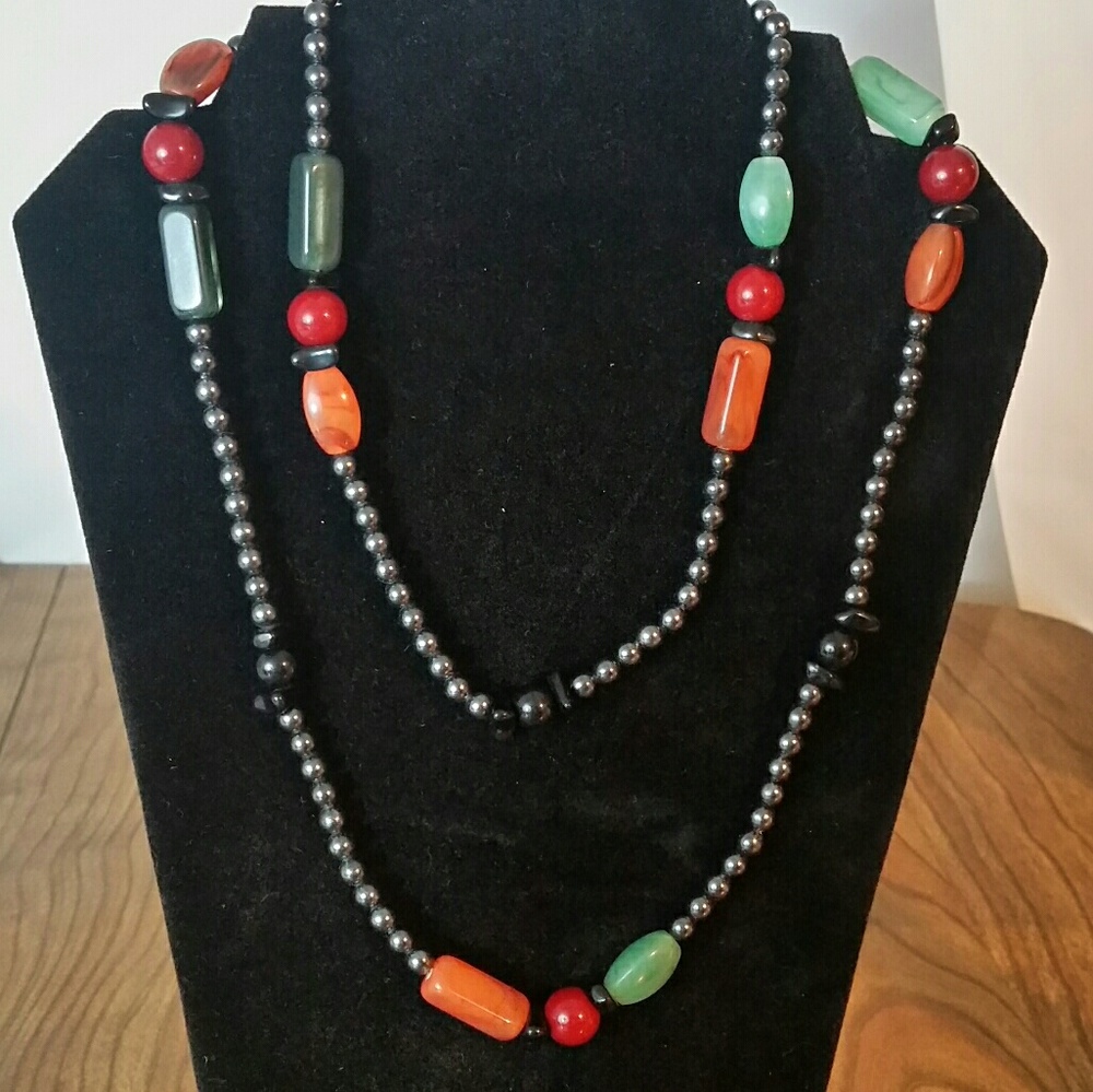 Bead necklace